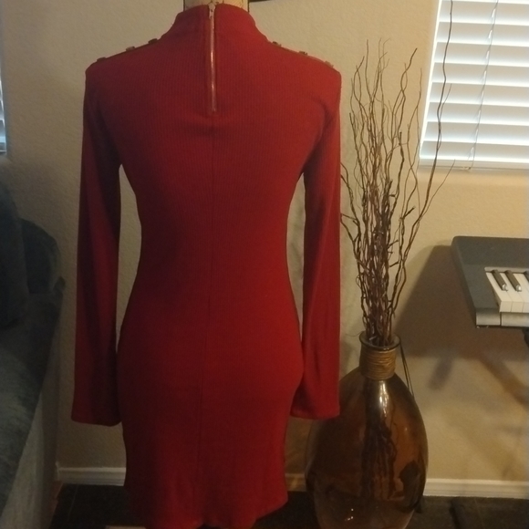 Blue Collection Red Dress Very Cute Long Sleeve fitted Style. - Picture 5 of 12